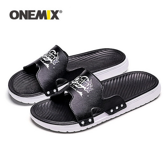 Black/White Outdoor Summer Shoes ONEMIX Beach Men's Sandals