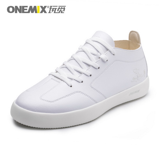 White Aquila Sneakers ONEMIX Outdoor Men's Skate Shoes