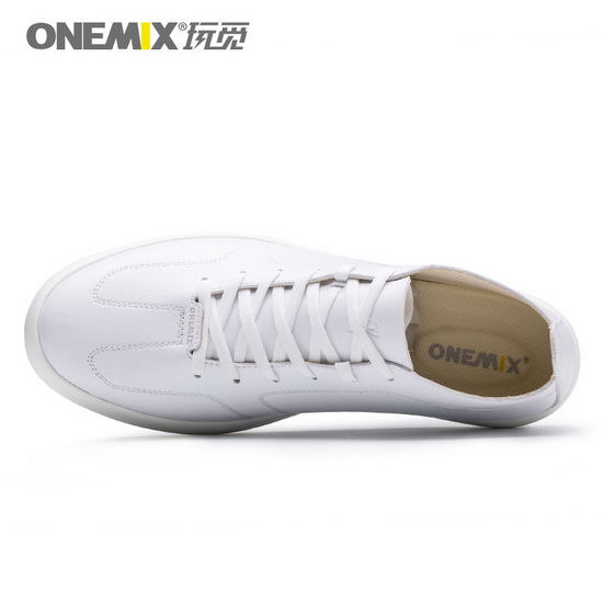 White Aquila Sneakers ONEMIX Outdoor Men's Skate Shoes